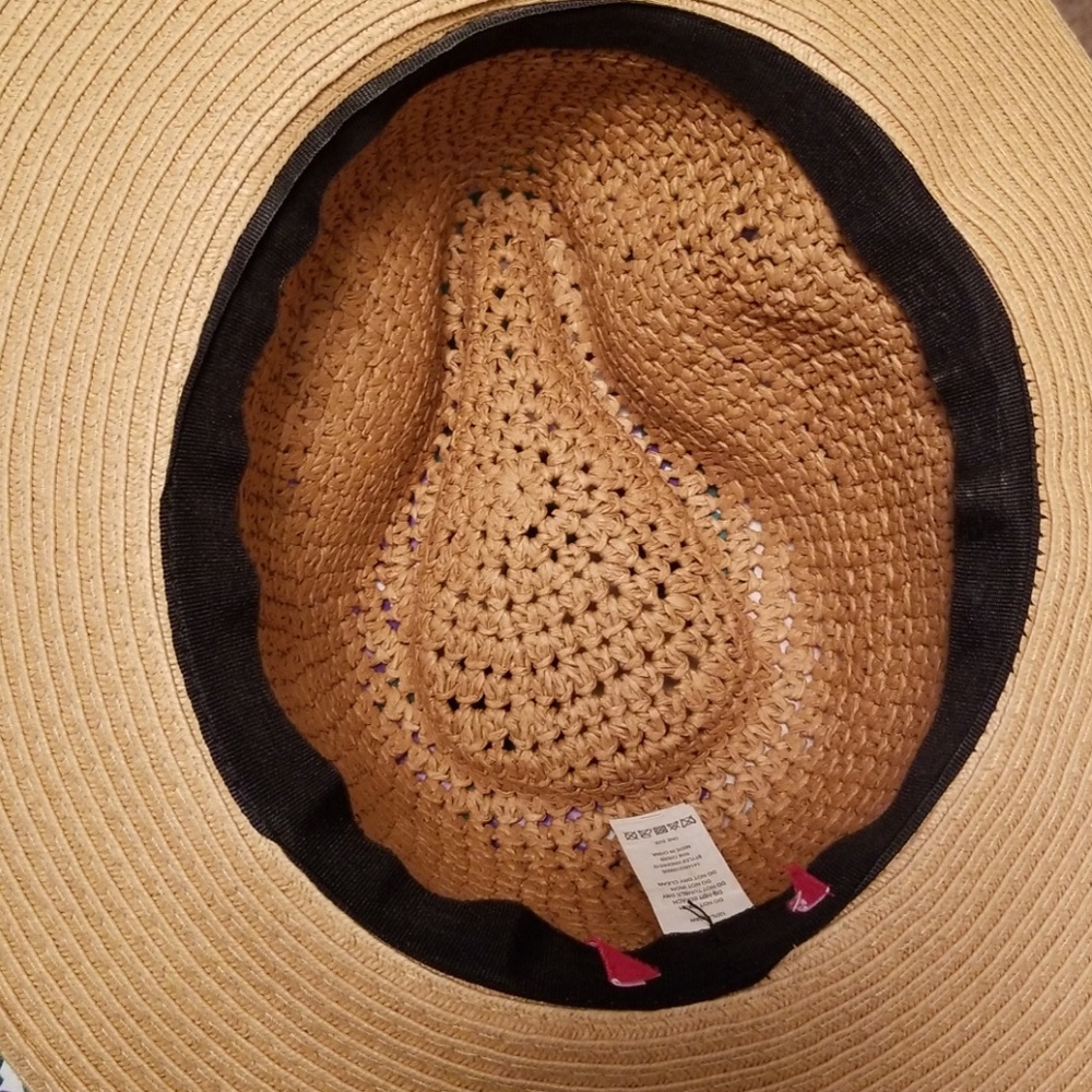 Straw Hat - Picture 4 of 4